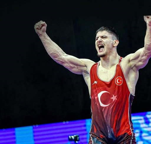 Дунейпсом и етӏуанэ увыпӏэр къихьащ