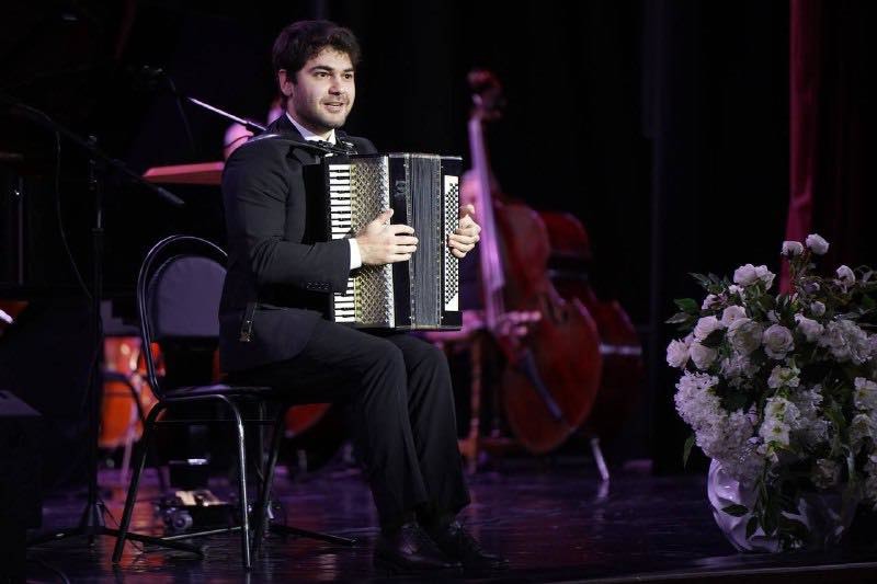 Tambi Cimuk’tan Mozart besteleri